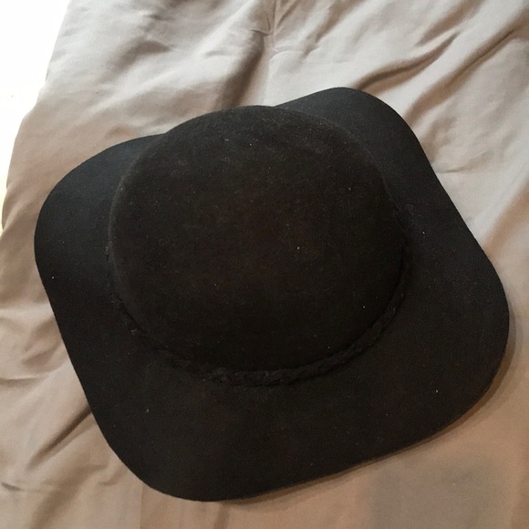 Black fall hat - Picture 2 of 3